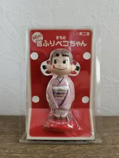 新品　着物　首振りハッピーペコちゃん　黒 Yahoo!オークション -「ペコちゃん首振り人形」(キャラクター