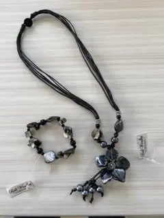 【新品】Bella Wind 花モチーフ ネックレスとブレスレットセット