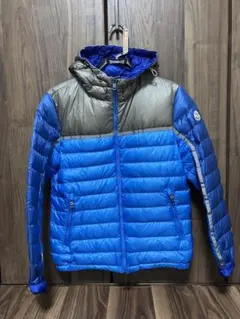 【更に値下げしました！】MONCLER フード付きダウンジャケット 青/グレー
