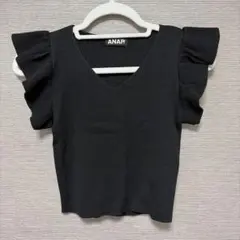ANAP 黒 Vネック フリル袖 トップスのサムネイル