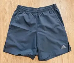 アディダス　グレー　ハーフパンツ　フリーサイズ　adidasのサムネイル