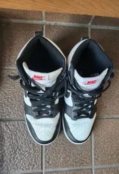 Nike Dunk High ブラック/ホワイト