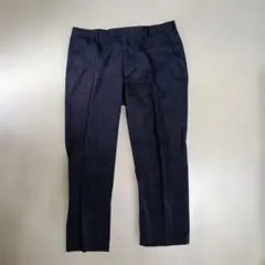 UNIQLO　ダークネイビー スラックス ウエスト82 レングス76