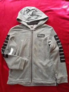 プーマ　グレー　ジップパーカー 140