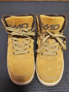 MAD ブラウン ハイカットスニーカーのサムネイル