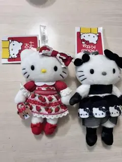 ハローキティ展 マスコットキーホルダー モノトーンドレス いちごドレス