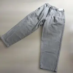 新品.タグ付.GU.メンズ.デニムキャロットパンツ.グレー.S.のサムネイル