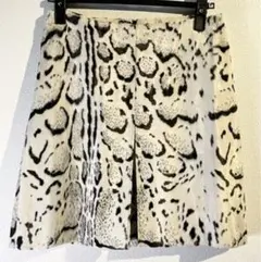 秋・冬【アドルフォ　ドミンゲス】美品スウェード調アニマル柄スカート