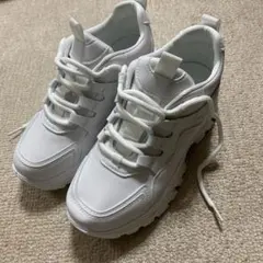 厚底スニーカー