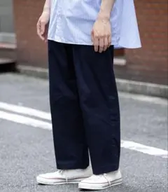 アーバンリサーチ タックパンツ ネイビー