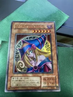 P4-01 ブラックマジシャンガール