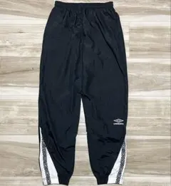 [M] 90s UMBRO ナイロン トラック パンツ ブラック 黒 アンブロのサムネイル