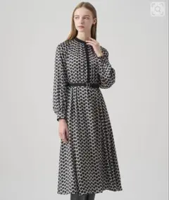 新品未使用　ANAYI メーレプリントラグランバイカラー ワンピース　2026