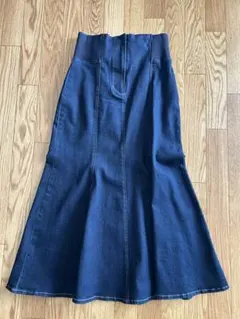 ナチュラルビューティーベーシック　デニムマーメイドスカート　Mサイズ
