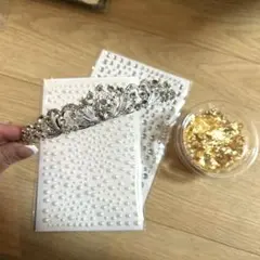 ティアラ(シール、金箔付き) 値下げしました