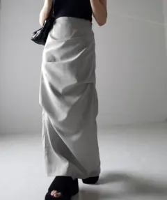 ミームセレクト　タックデザイン　ライトグレー ロング タイトスカートのサムネイル