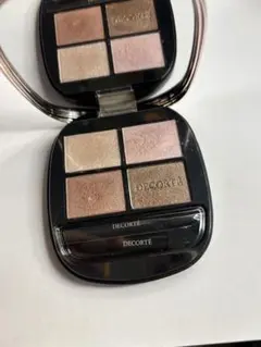コスメデコルテ　スキンシャドウ　デザイニングパレット