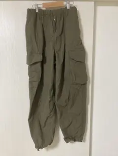 UNIQLO U ワイドフィットパラシュートカーゴパンツ