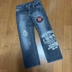 【近日処分】刺繍＆プリント ダメージ加工デニムパンツ140