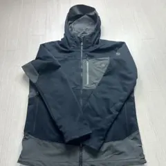 ブラック マウンテンパーカー