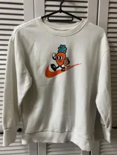 Nike キャラクターグラフィック スウェット