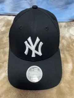 New Era ブラック ベースボールキャップ 9FORTY