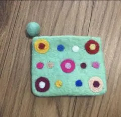 カラフルドット フェルトポーチ