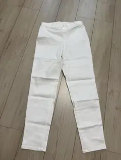 GU ホワイト スキニーパンツ