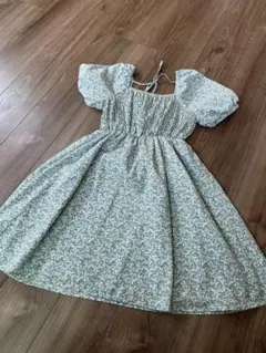 イング　花柄シャーリングミニ／ワンピース