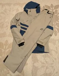 オンヨネ　ONYONE スキーウェア　デモチーム　サイズM 中古 ONYONE（オンヨネ）DEMO TEAM OUTER JACKET PANTS スキーウェア