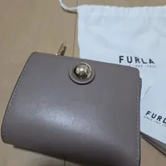 FURLA 二つ折り財布
