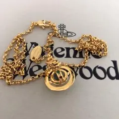 ヴィヴィアン　プチオーブネックレス