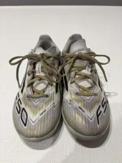 adidas F50 サッカートレーニングシューズ