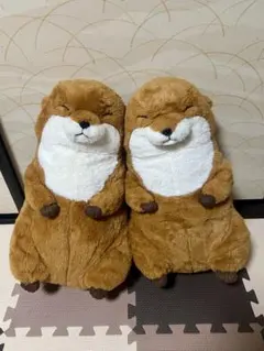 リスのぬいぐるみ 2体セット(長さ49cm、幅30cm)