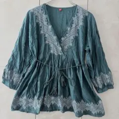 チャイハネ ジプラス刺繍トップス グリーン アミナコレクション フリーのサムネイル