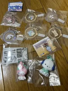 サンリオ　カプセルトイ　ガチャガチャ　グッズセット