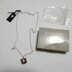 エマニュエルウンガロ　ロゴ　ネックレス　レディース　未使用　ブランド品　上品のサムネイル