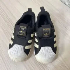 adidas ブラック スニーカースーパースター