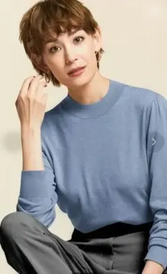 新品ドゥクラッセ　シルクフィール　エッセンシャルハイネックS　ダスティーブルー