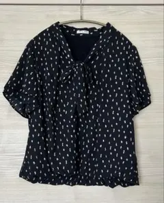 ハニーズ　GLACIER 半袖ブラウス