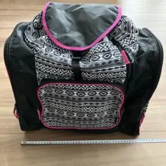 Item thumbnail for item 88b0e068-73fb-4ed8-be37-7bcb5f069dd7