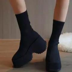 厚底ヒールソックスショートブーツ