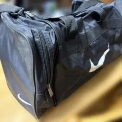 NIKE ボストンバッグ ブラックのサムネイル