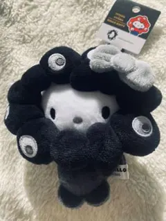 サンリオなりきりぬいぐるみ黒（BC）カラビナ付黒ミャクミャク 【キティ】箱発送