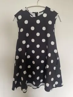 titivate ティティベイト　Aラインノースリーブ　ブラウス