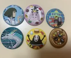 ジブリ　千と千尋の神隠し　刺繍缶バッジ　刺繍ブローチ