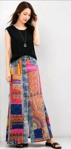 Desigual デシグアル パッチワーク デニムスカート 　ロングスカート新品のサムネイル