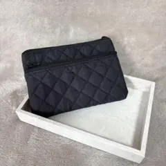 黒のキルト生地のダブルファスナーポーチ(財布) ハンドメイド