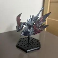 モンハン　フィギュア　バルファルク