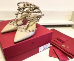 VALENTINO ロックスタッズ ケージドパンプス 65mm